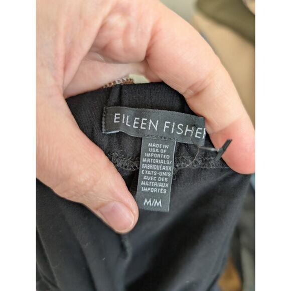 Eileen Fisher Black Viscose Tapered Leg Pants Medium Pull On Sustainable Comfort - Picture 8 of 9